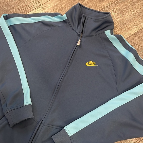 Nike Vintage Men’s Track Jacket- Size XL - Picture 2 of 6